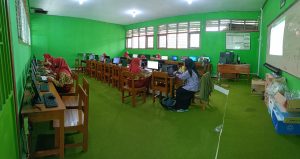 Laboratorium Komputer SMP Negeri 2 Gondang